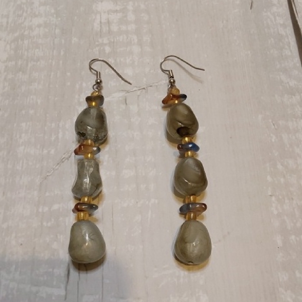 Chic Natural Stone Dangle Earrings